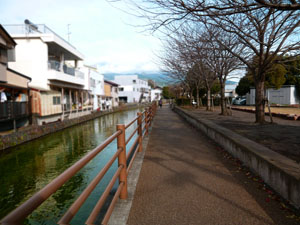 虹のさんぽ橋遊歩道の写真