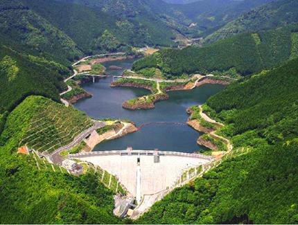 太田川ダム全景の写真